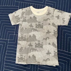 Winter Water Factory retired fairytale castle print tee shirt size 3T